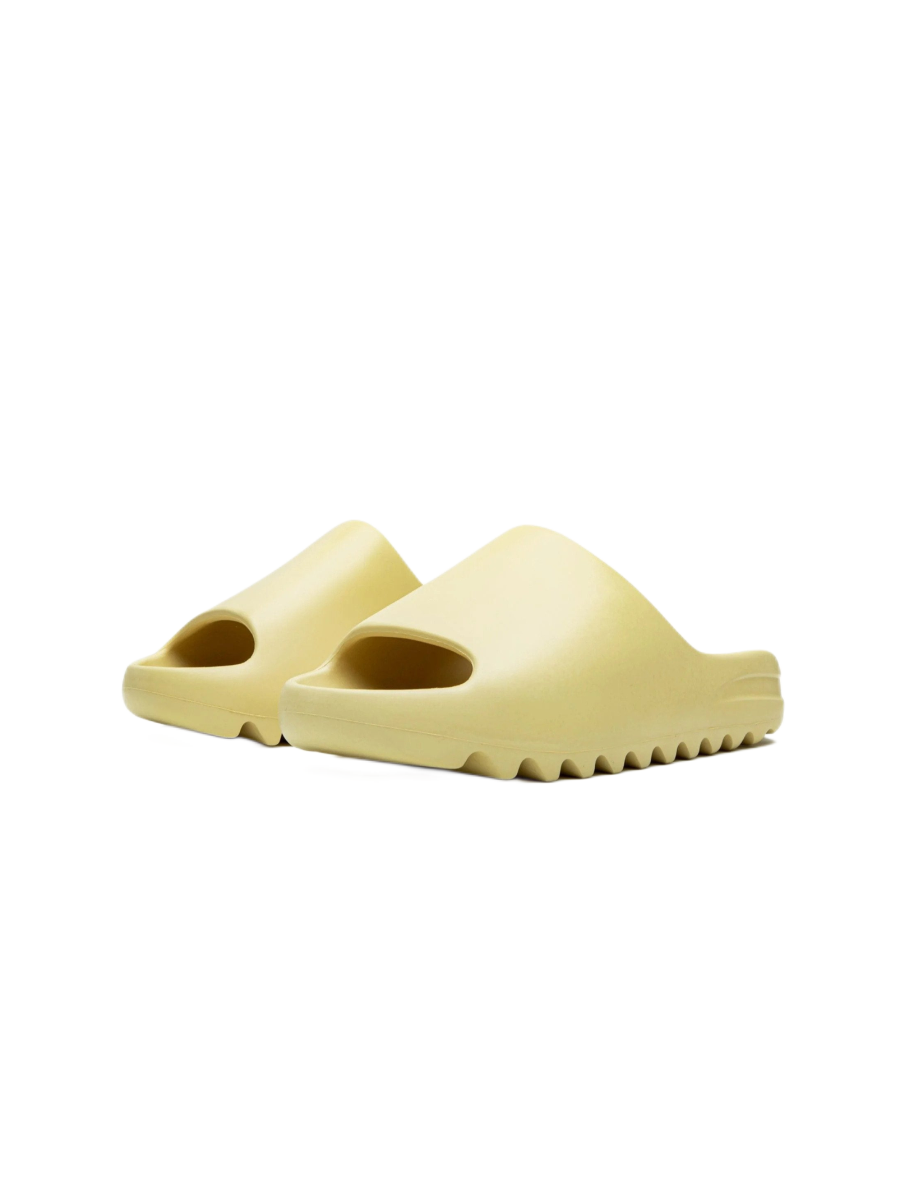 Картинка Сланцы Adidas Yeezy Slide Desert Sand